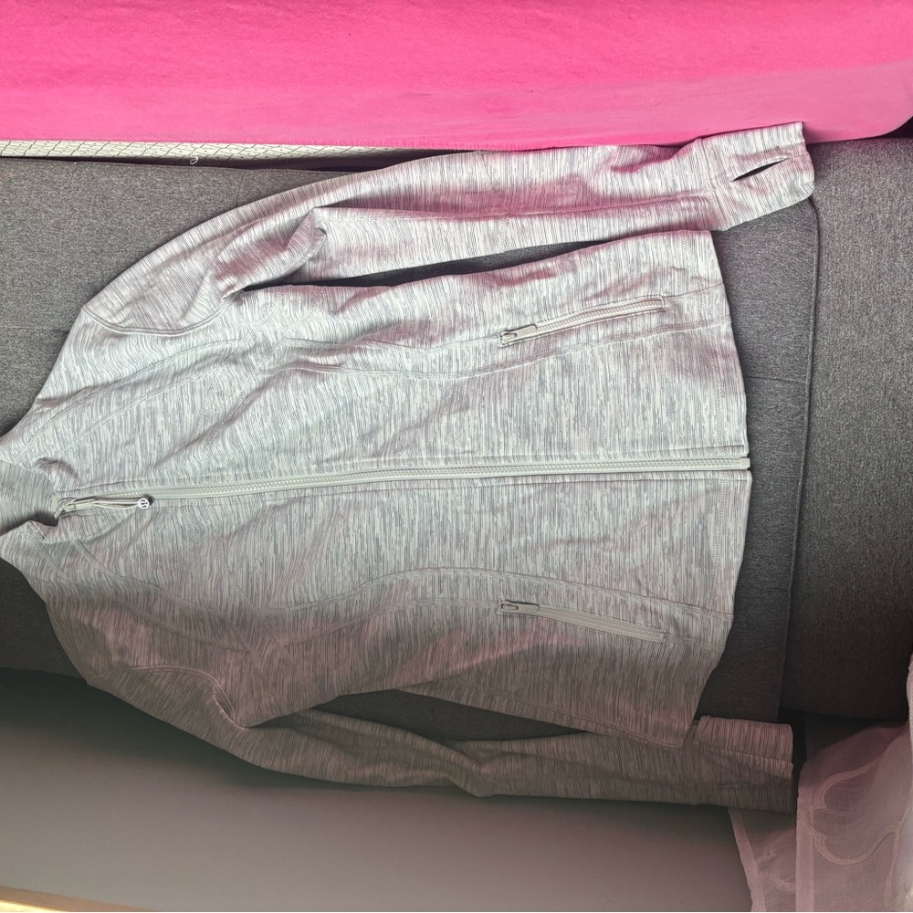 Lululemon Women's Jacket define jacket